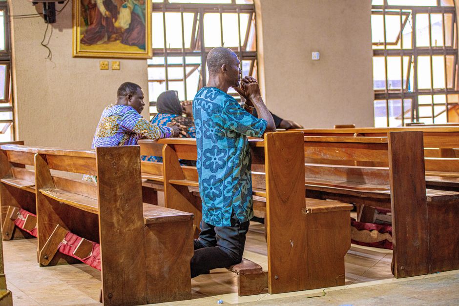 Prison ministry — praying with inmates